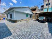 Casa com 2 dormitórios à venda, 80 m² por R$ 320.000,00...