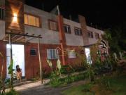 Casa com 2 dormitórios à venda, 92 m² por R$ 346.000,00...