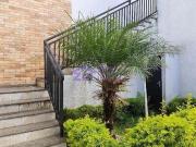 Casa com 2 dormitórios à venda, Chácara Seis de Outubro...