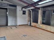 Casa com 2 dormitórios à venda no Jardim dos Lagos