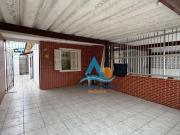 Casa com 2 dormitórios à venda por R$ 380.000,00...