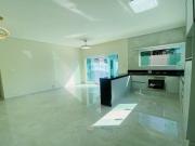 Casa com 2 dormitórios à venda, por R$ 850.000,00...