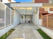 Casa com 2 dormitórios em Porto Alegre