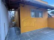 Casa com 2 dormitórios para alugar, 130 m² por R$...