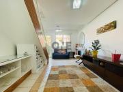 Casa com 2 dormitórios para venda na região Granja Viana...