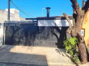 Casa com 2 dormitórios sendo 1 suíte, com piscina, à...