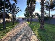 CASA COM 2 QUARTOS AMPLA ÁREA VERDE VICENTE PIRES!