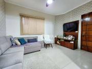 Casa com 2 Quartos e 1 banheiro à Venda, 110 m² por R$...