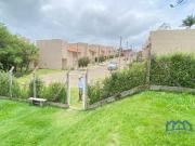 Casa com 2 Quartos e 1 banheiro à Venda, 200 m² por R$...