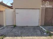 Casa com 2 Quartos e 1 banheiro à Venda, 200 m² por R$...