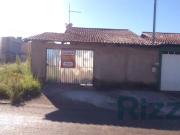 Casa com 2 Quartos e 1 banheiro à Venda, 56 m² por R$...