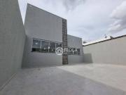 Casa com 2 Quartos e 1 banheiro à Venda, 70 m² por R$...