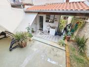 Casa com 2 Quartos e 2 banheiros à Venda, 110 m² por R$...