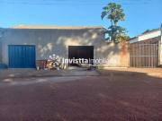 Casa com 2 Quartos e 2 banheiros à Venda, 180 m² por R$...