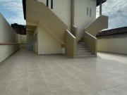 Casa com 2 Quartos e 2 banheiros à Venda, 59 m² por R$...