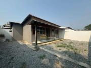 Casa com 2 Quartos e 2 banheiros à Venda, 90 m² por R$...