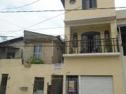 Casa com 2 Quartos e 3 banheiros à Venda, 200 m² por R$...