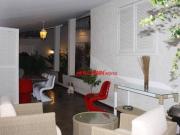 # Casa com 2 Quartos e 3 banheiros à Venda, 230 m² por...