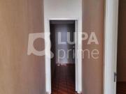 CASA COM 2 QUARTOS E 4 VAGAS DE GARAGEM À VENDA NA CASA...