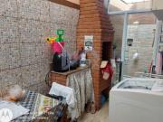 Casa com 2 quartos e área gourmet em Itanhaém