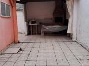 Casa com 2 quartos e churrasqueira em Itanhaém