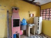 Casa com 2 quartos e churrasqueira em Itanhaém