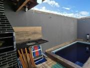 Casa com 2 quartos e piscina em Itanhaém