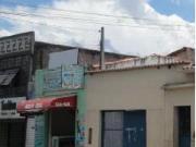 Casa com 2 Quartos sendo 1 suíte com Hidro e 7 vagas...