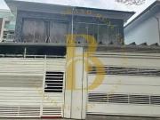 Casa com 300 m², 4 quartos sendo 0 suíte à venda no...