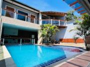 Casa com 342 metros², 3 quartos, piscina e churrasqueira...