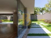 Casa com 371 m², 4 quartos sendo 4 suítes à venda no...