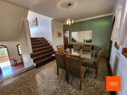 Casa com 390m2 no bairro santa lucia