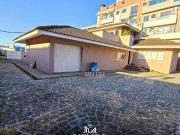 Casa com 3 dorm sendo 02 suítes à venda, terreno de...