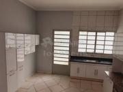 Casa com 3 dormitÃ³rios no Jardim Tarraf II