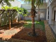 Casa com 3 dormitÃ³rios para alugar, 120 mÂ² por R$...