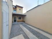 Casa com 3 dormitÃ³rios para alugar, 122 mÂ² por R$...