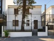 Casa com 3 dormitÃ³rios para alugar, 135 mÂ² por R$...