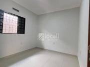 Casa com 3 dormitórios para alugar, 138 m² por R$...
