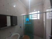 Casa com 3 dormitÃ³rios para alugar, 150 mÂ² por R$...