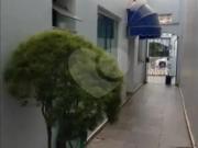 Casa com 3 dormitórios para alugar, 175 m² por R$...