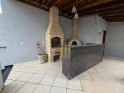 Casa com 3 dormitÃ³rios para alugar, 200 mÂ² por R$...