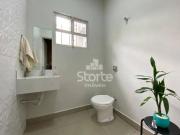 Casa com 3 dormitÃ³rios para alugar, 228 mÂ² por R$...