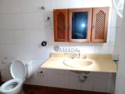 Casa com 3 dormitórios para alugar, 230 m² por R$...