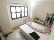 Casa com 3 dormitÃ³rios para alugar, 244 mÂ² por R$...