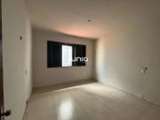 Casa com 3 dormitÃ³rios para alugar, 247 mÂ² por R$...