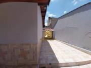 Casa com 3 dormitórios para alugar, 270 m² por R$...