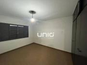 Casa com 3 dormitÃ³rios para alugar, 302 mÂ² por R$...