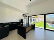 Casa com 3 dormitÃ³rios para alugar, 308 mÂ² por R$...