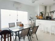 Casa com 3 dormitórios para alugar, 345 m² por R$...