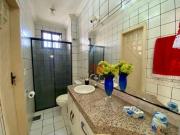 Casa com 3 dormitÃ³rios para alugar, 800 mÂ² por R$...